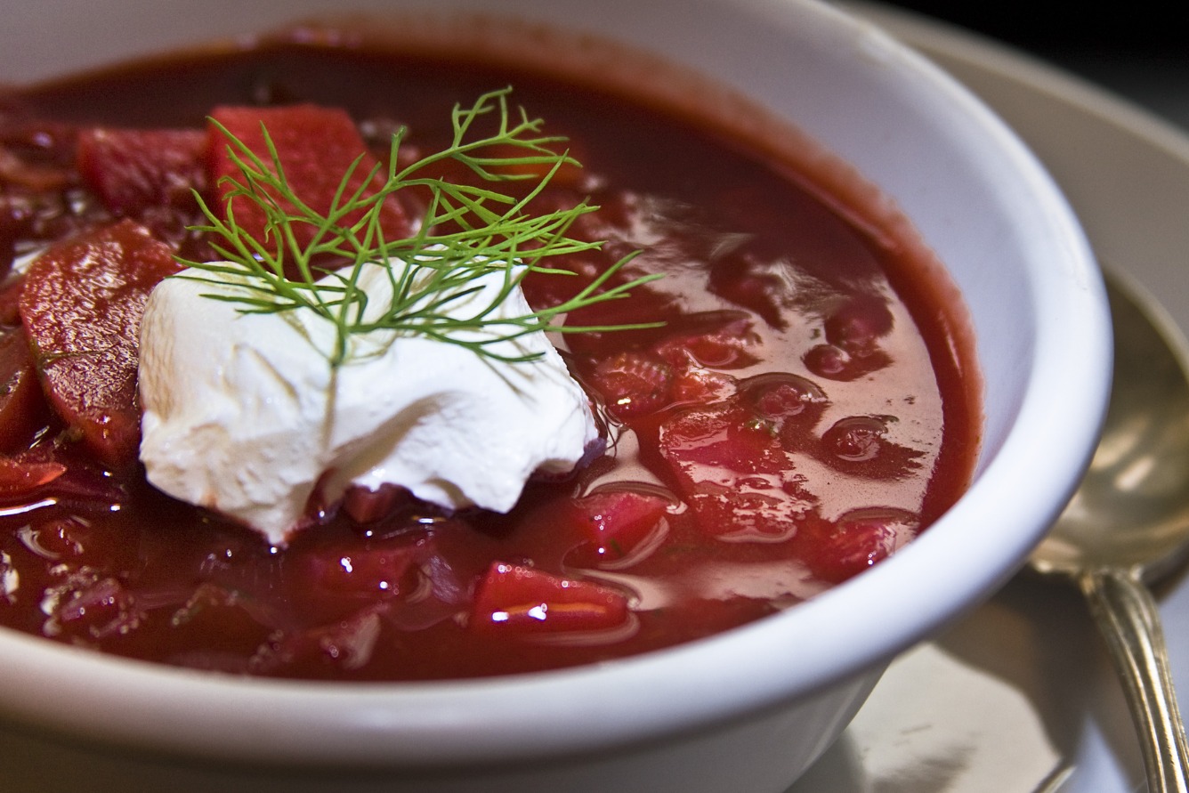 Súp củ dền Borscht - Nga